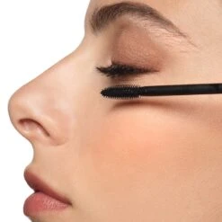 KORFF Cure Make Up High Definition Mascara Definizione Nero -Dr. Hauschka Negozio IT979055237 p6